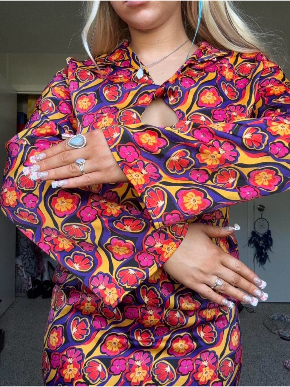 Nasty Gal Pink Multi Floral Keyhole Long Sleeve Maxi Dress with Cutouts Size 6 - Picture 4 of 8